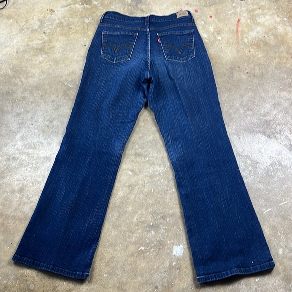 Levi's 512 Slimming bootcut
Size: 12 Short - Picture 2 of 8